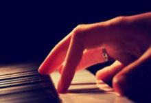 欧冠ds足球是什么?它能为球迷带来哪些独特体验?